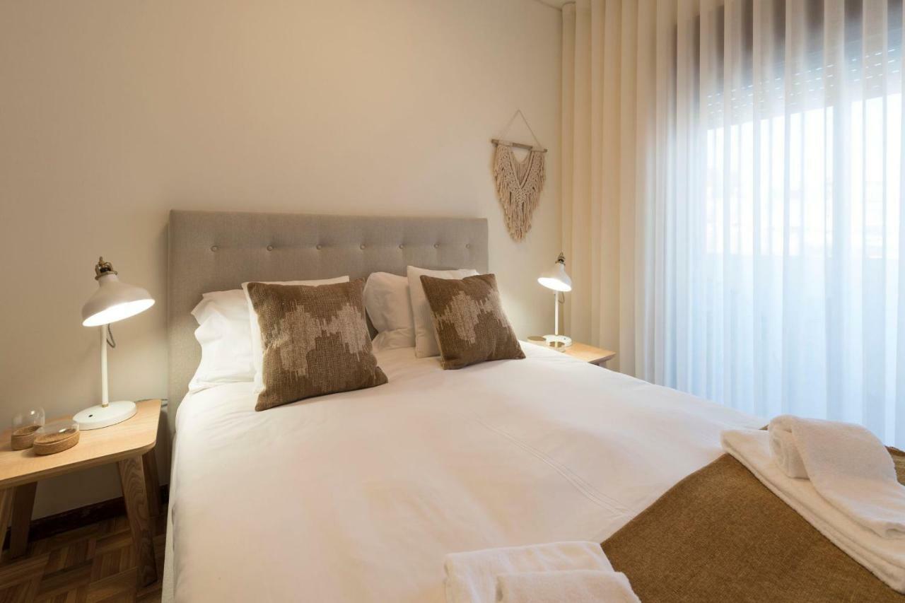 Lovelystay - Genuine Bonfim Balcony Flat Porto Exterior photo