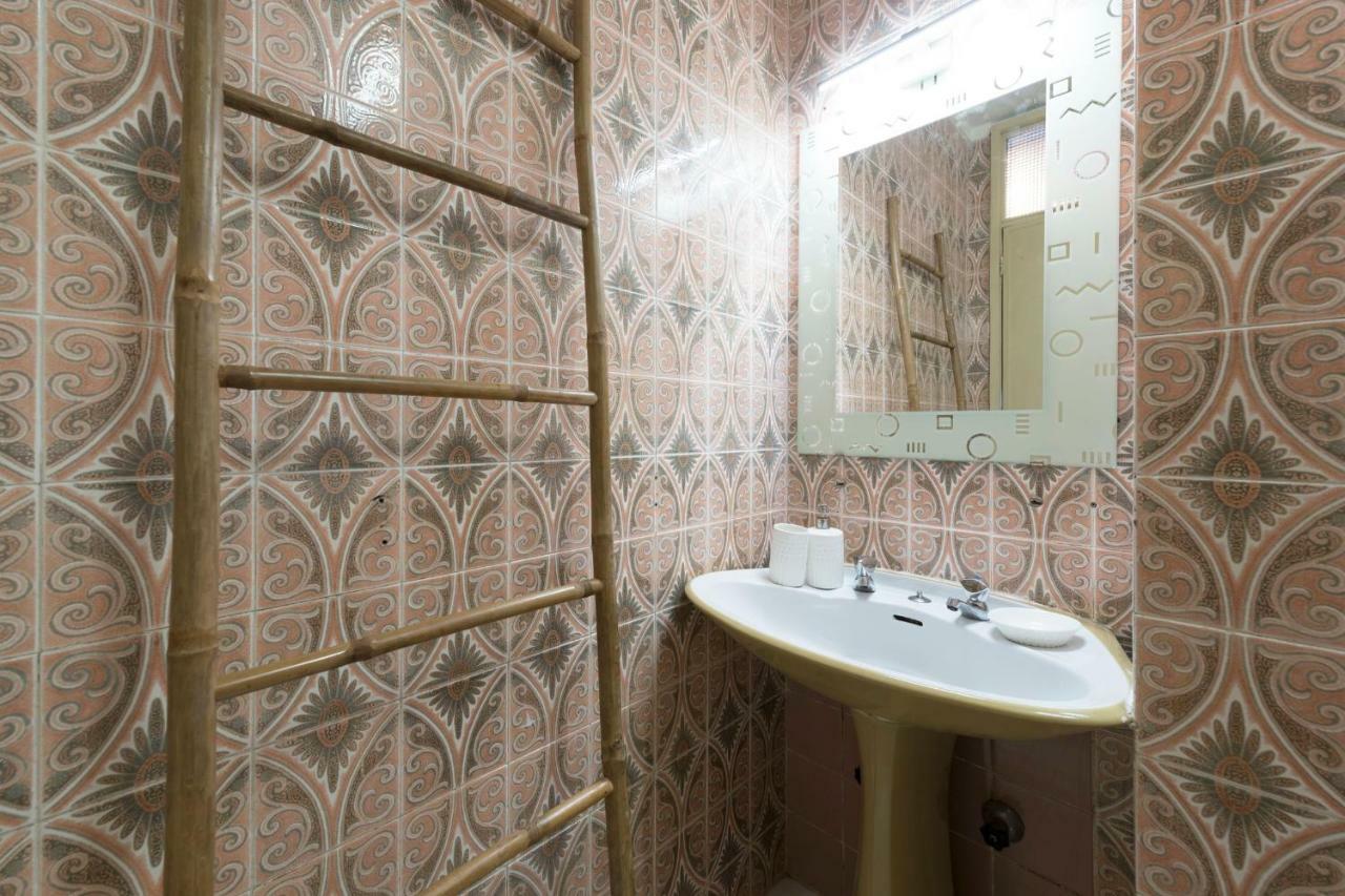 Lovelystay - Genuine Bonfim Balcony Flat Porto Exterior photo